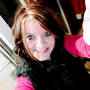 Meet your Posher, Carrie